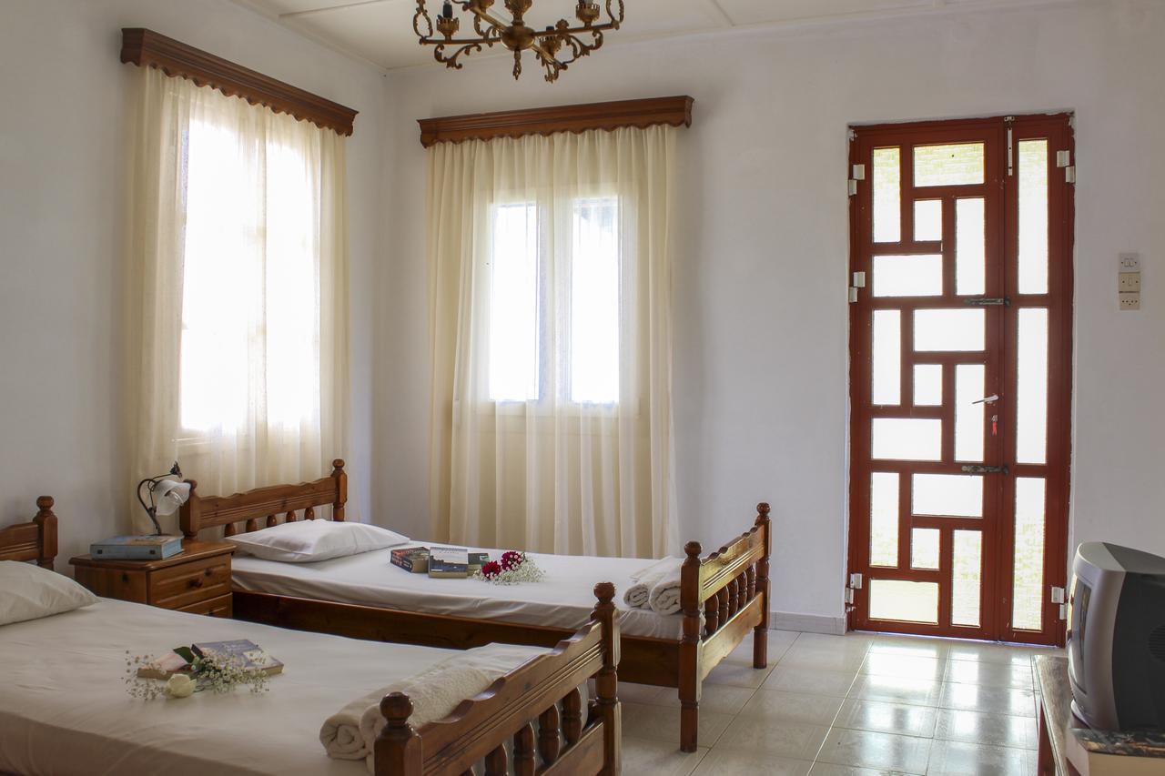 Pelagion II Sea Coral - Beachfront Holiday Home Kypseli Exterior foto